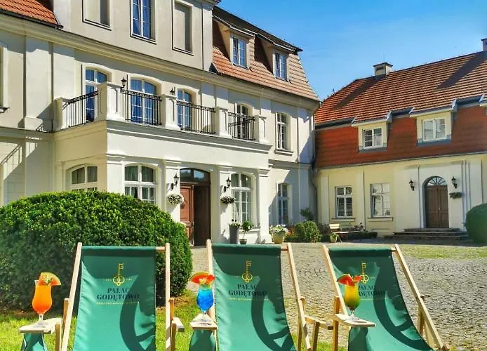 Pałac Godętowo Nocleg ze śniadaniem