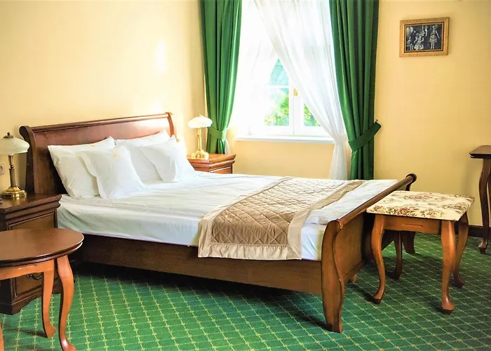 Nocleg ze śniadaniem Pałac Godętowo