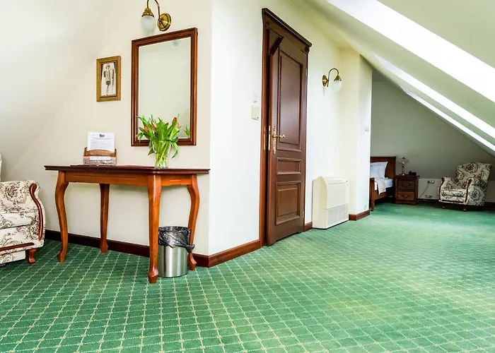 Pałac Godętowo Nocleg ze śniadaniem Leczyce