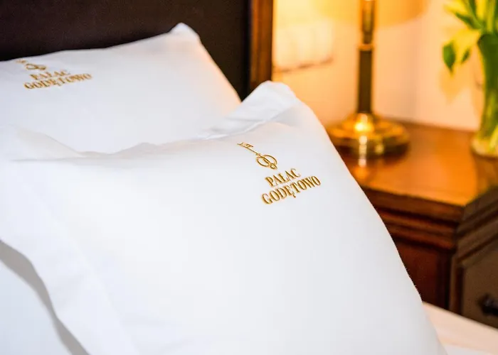 Nocleg ze śniadaniem Pałac Godętowo 3*