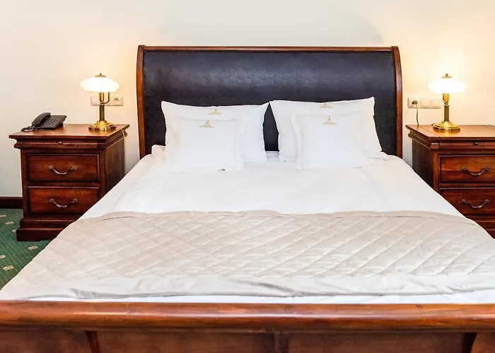 Palac Godetowo Łęzyce