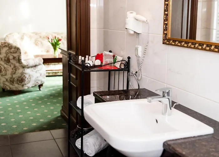 Pałac Godętowo 3* Leczyce