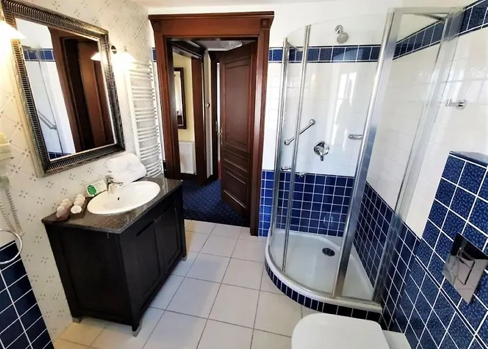 Pałac Godętowo Nocleg ze śniadaniem Leczyce