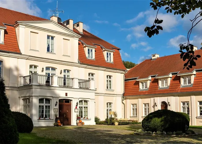 Pałac Godętowo 3* Leczyce